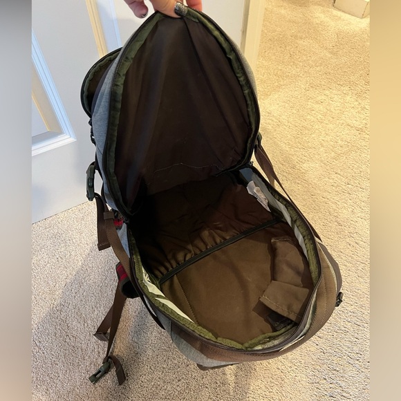 Dakine Heli Pro 2.0 Backpack - Picture 2 of 5